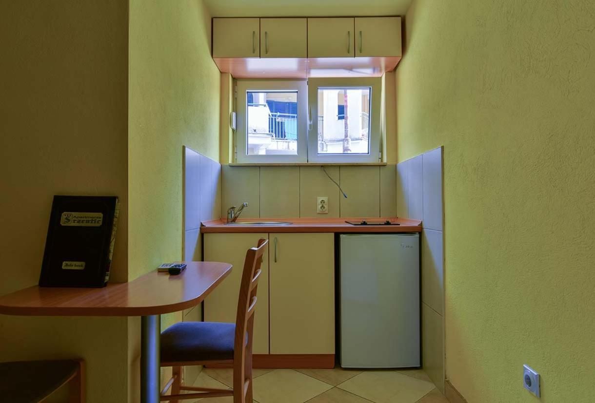 Apartments Srzentic Petrovac Buitenkant foto