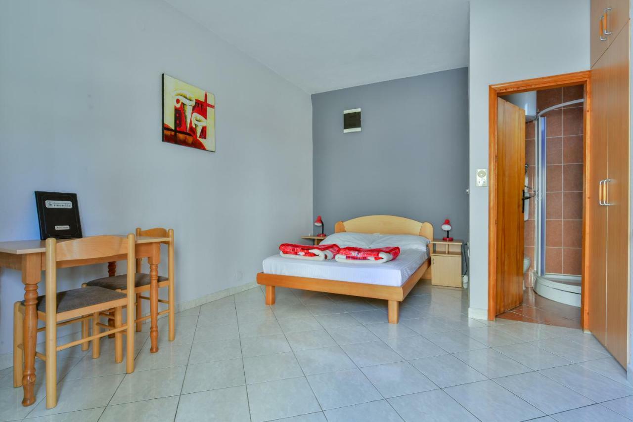 Apartments Srzentic Petrovac Buitenkant foto